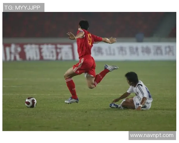 黄金左手的足球明星如何改变了世界足球的格局与未来发展趋势