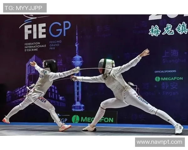 上海羽毛球队在杯赛积分榜上以69分稳居第一名展现强劲实力 上海羽毛球队在杯赛积分榜上以69分稳居第一名展现强劲实力