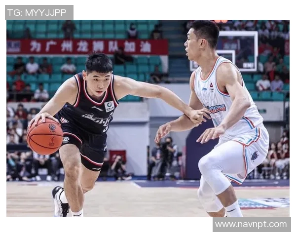 广州篮球队进攻表现分析：优缺点与未来改进方向探讨