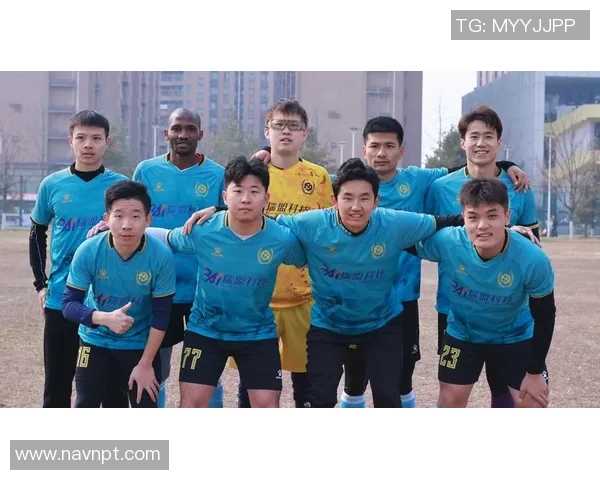 赛后分析:广州足球队与西安足球队个人能力对比与表现评估 赛后分析:广州足球队与西安足球队个人能力对比与表现评估