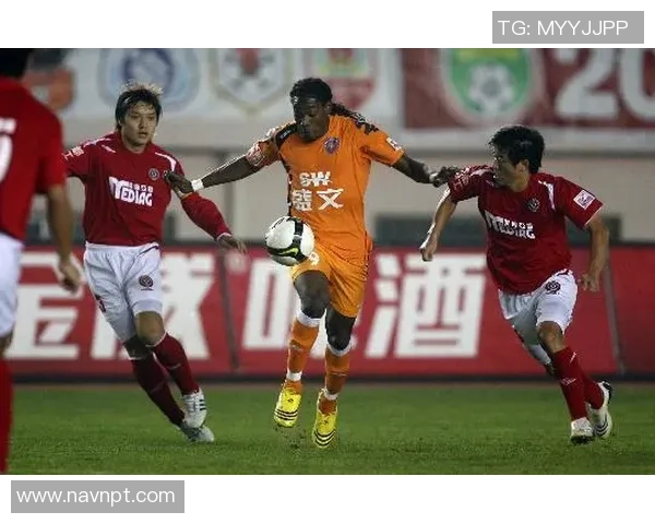 成都排球队的控制革新探索与实践：提升竞技水平的新路径与新思路